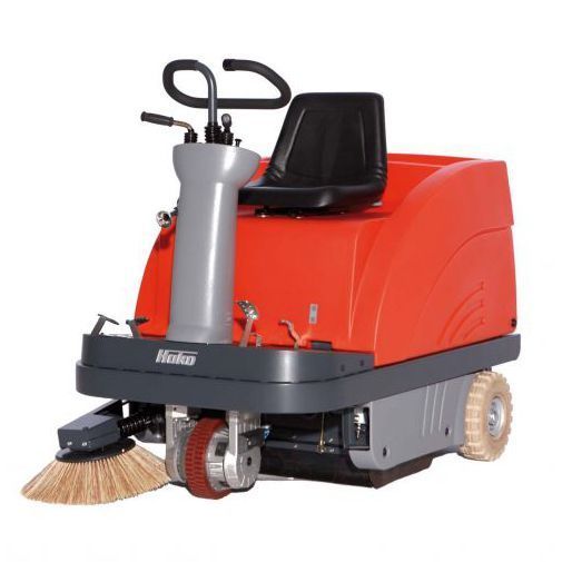 Sweeper B900R Ride On